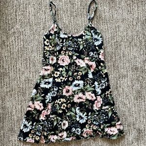 Mini target floral dress 🌸🌻